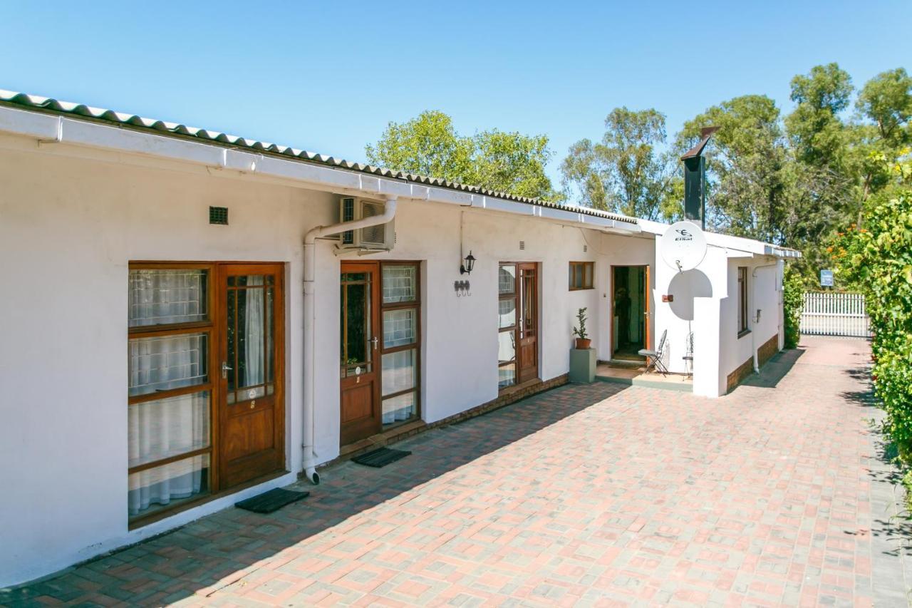 Langenhoven B&B Oudtshoorn Exterior photo