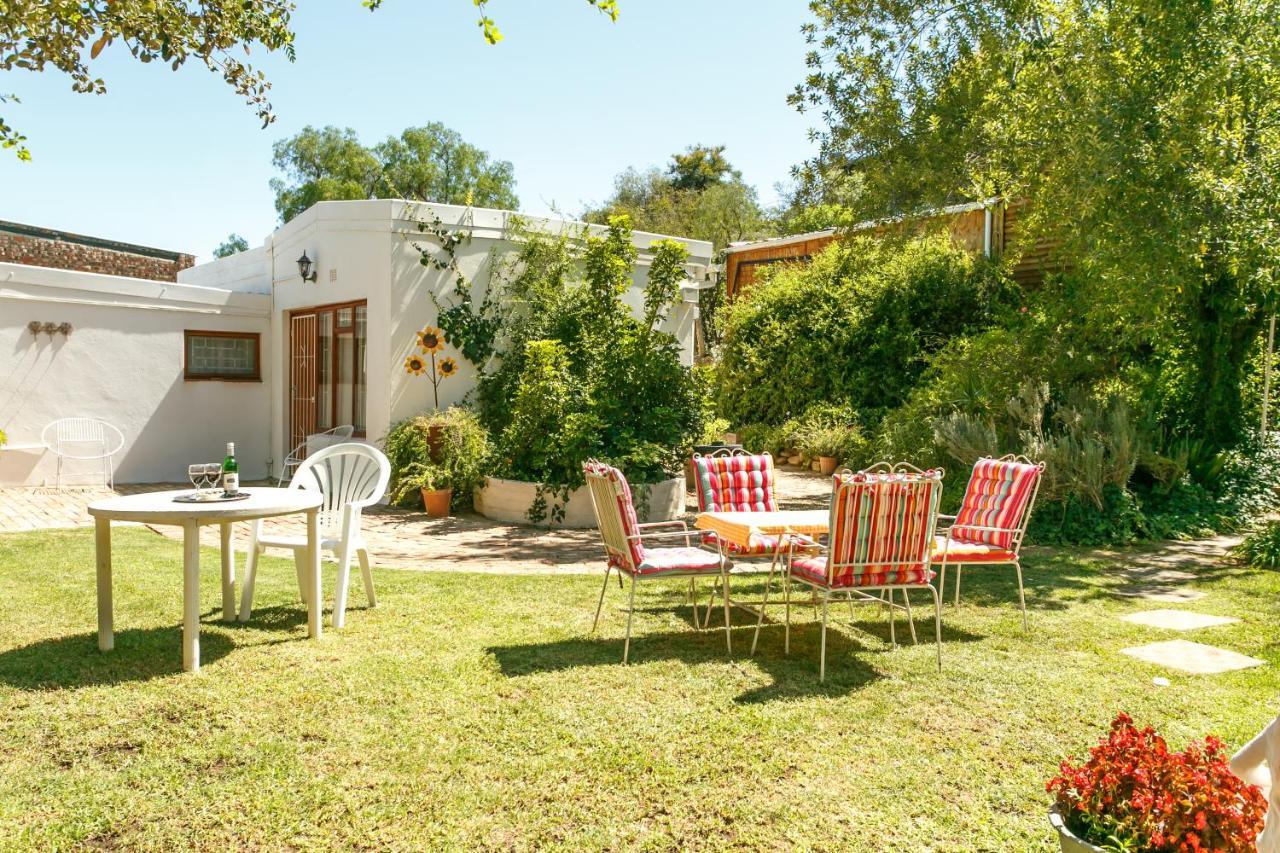 Langenhoven B&B Oudtshoorn Exterior photo