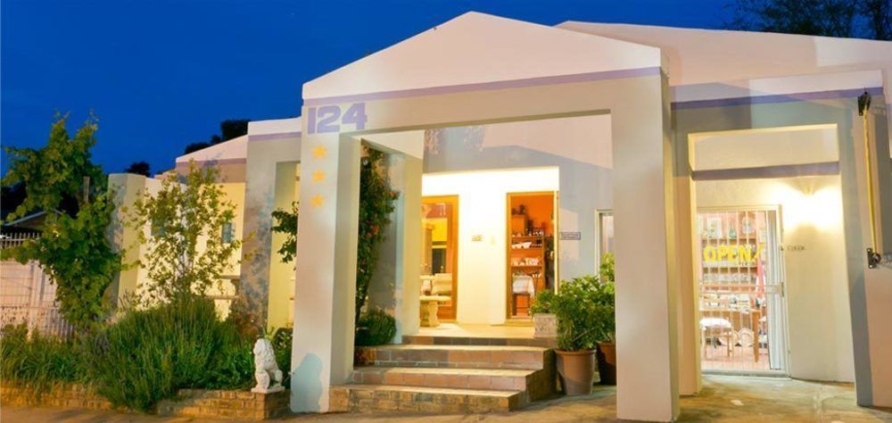 Langenhoven B&B Oudtshoorn Exterior photo
